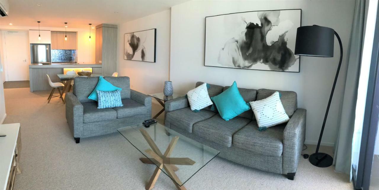 Qube Broadbeach Ocean View Apartments Gold Coast Ngoại thất bức ảnh