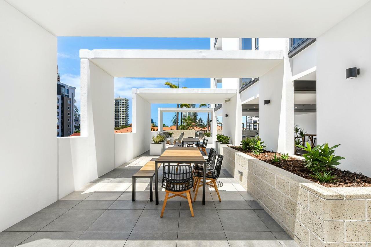 Qube Broadbeach Ocean View Apartments Gold Coast Ngoại thất bức ảnh