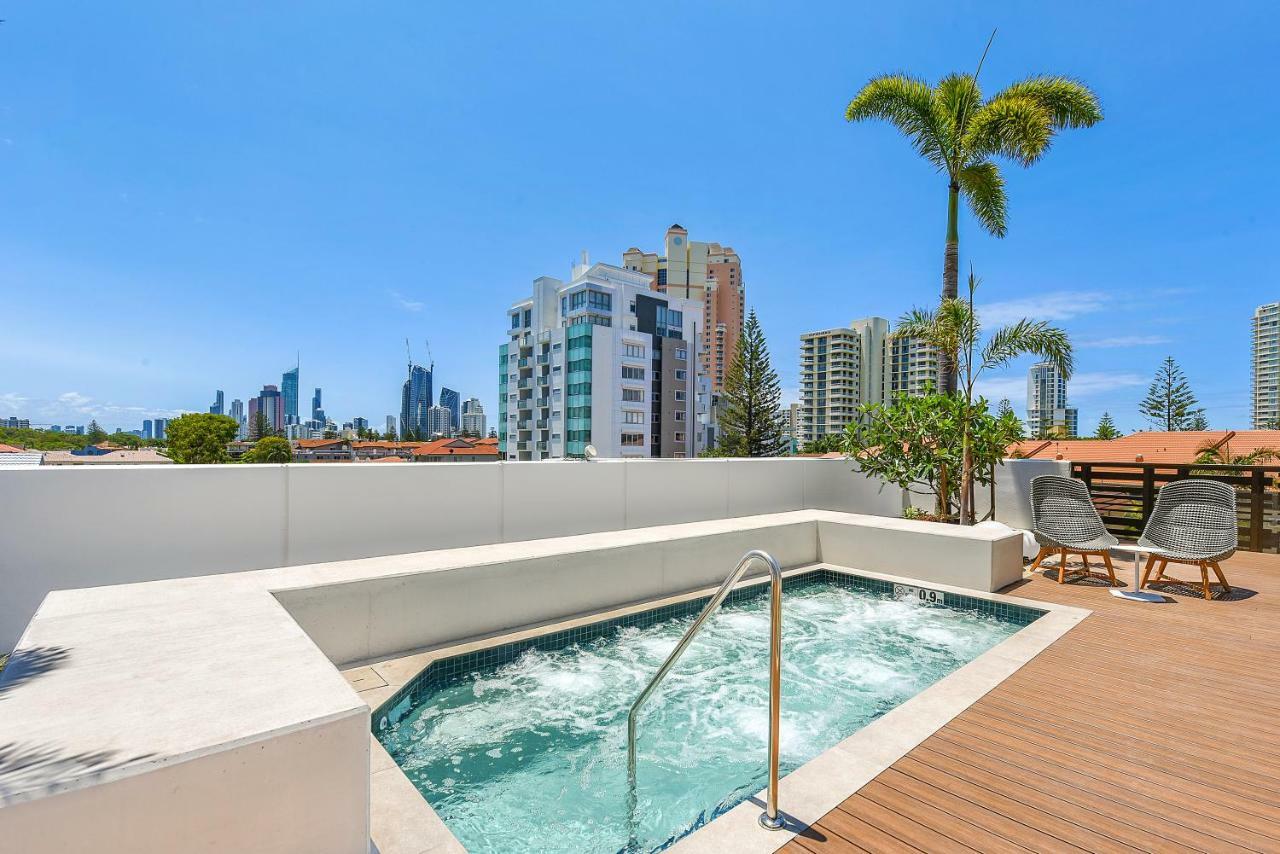 Qube Broadbeach Ocean View Apartments Gold Coast Ngoại thất bức ảnh